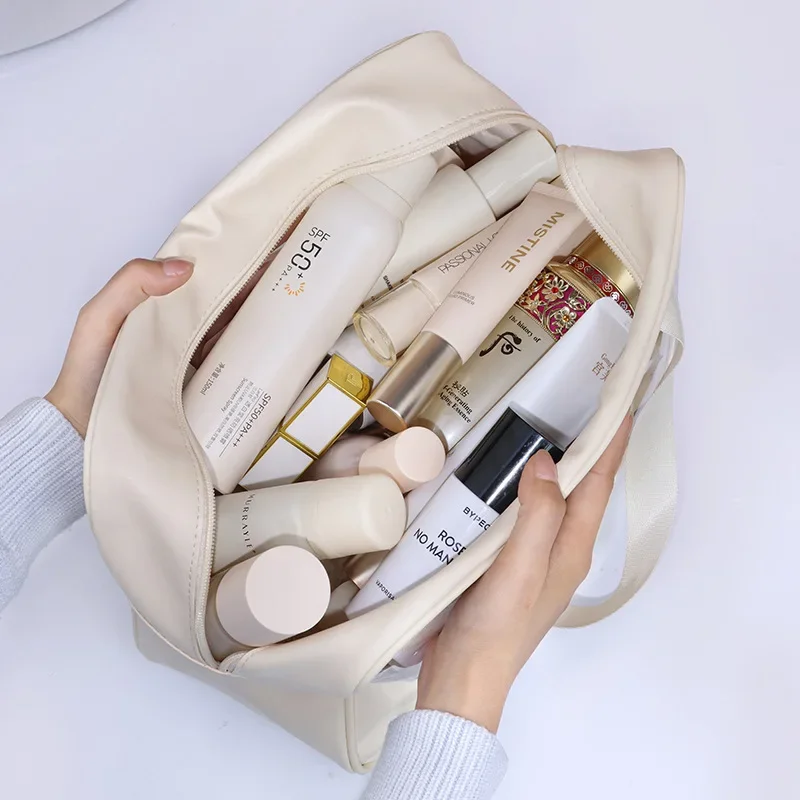 Trousse de toilette à fenêtre transparente et deux anses — vue 3